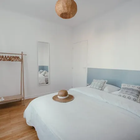 Jolie Maison Renovee Dans Un Quartier Calme - 6 Personnes *