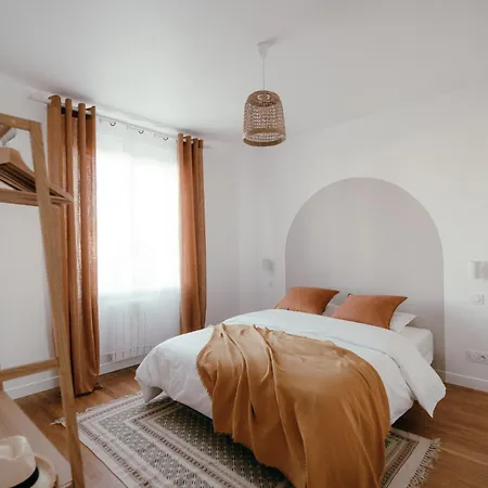 Jolie Maison Renovee Dans Un Quartier Calme - 6 Personnes بيت للعطل لي سابلِ دولونْ